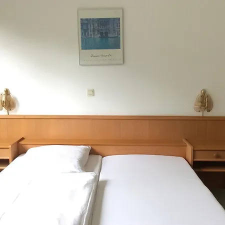 Garni Seeblick Am Sankelmarker See 酒店 Oeversee